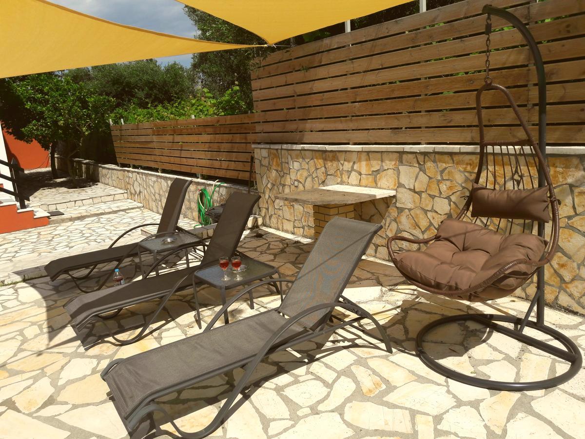 Villa Fantastico Acharavi  Exteriör bild