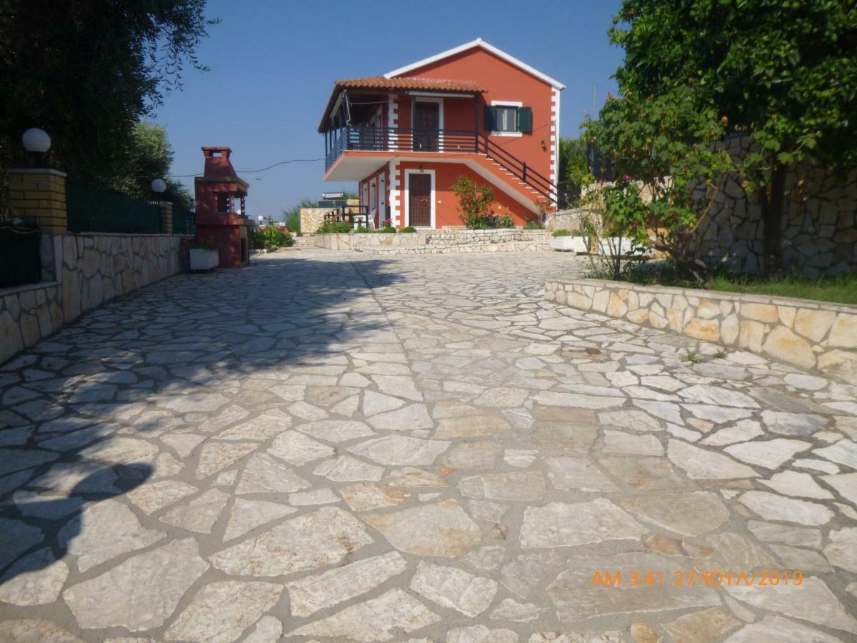Villa Fantastico Acharavi  Exteriör bild